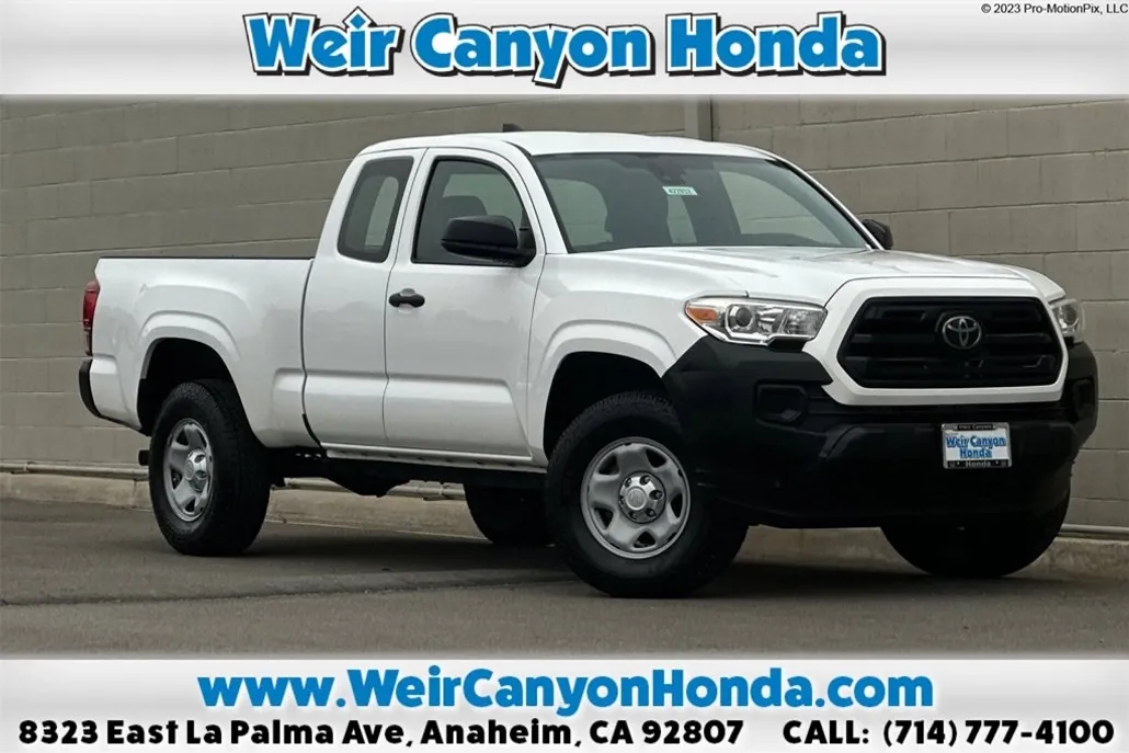 2018 Toyota Tacoma SR photo 1