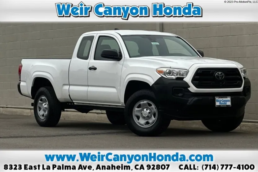 2018 Toyota Tacoma SR photo 1