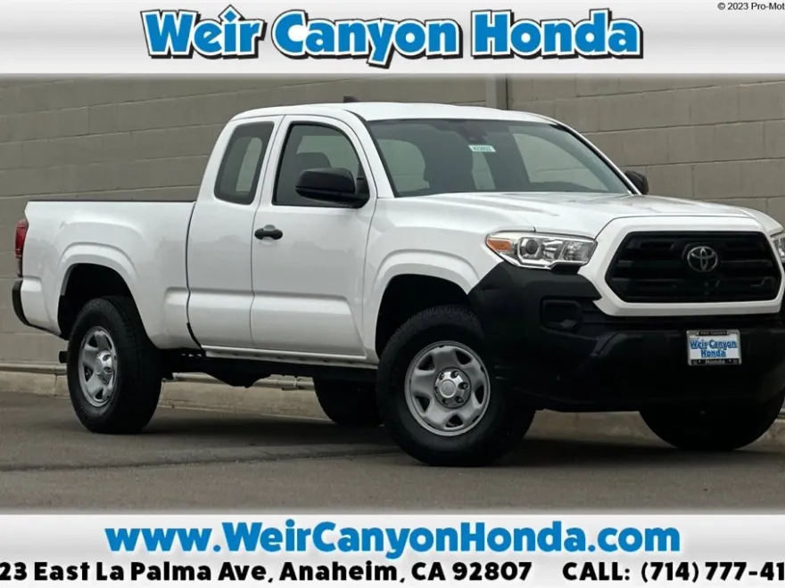 2018 Toyota Tacoma SR photo 1