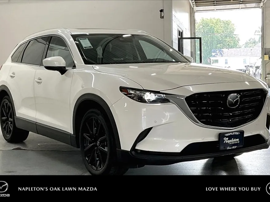 2022 Mazda CX-9 Touring photo 1