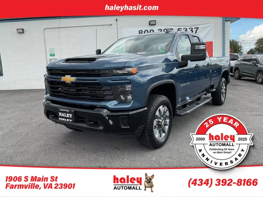 2024 Chevrolet Silverado 2500HD Custom photo 1