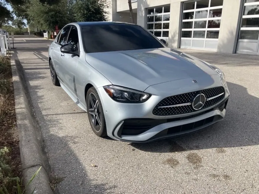 2024 Mercedes Benz C 300 4MATIC photo 1