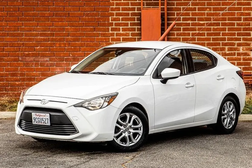 2016 Scion iA Base photo 1