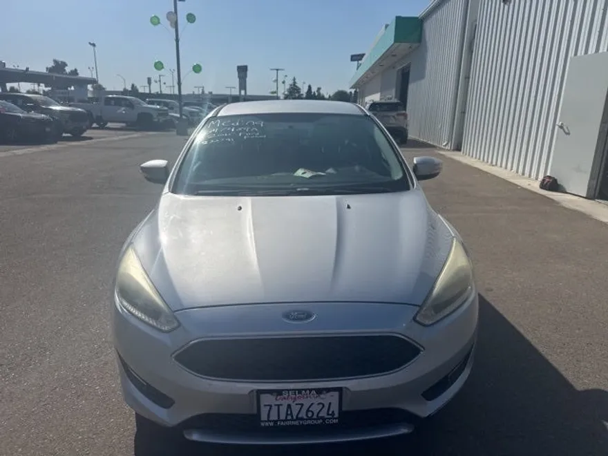 2015 Ford Focus SE photo 1