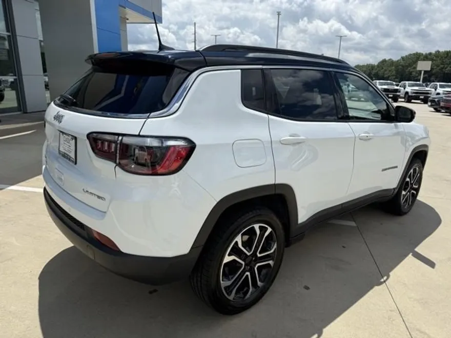 2023 Jeep Compass Limited photo 1