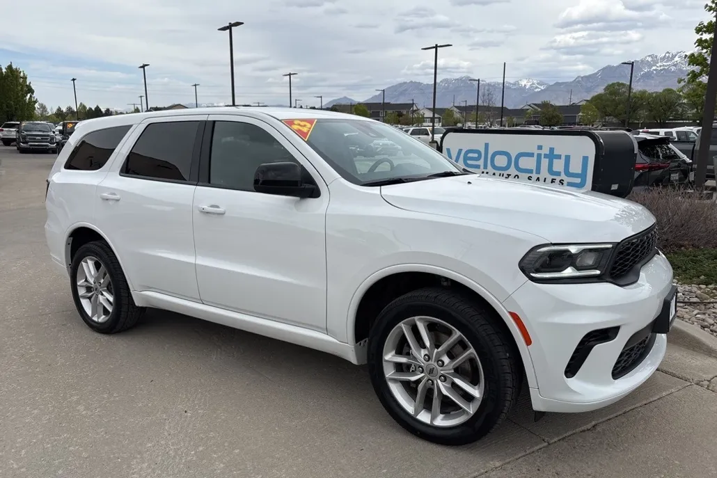 2023 Dodge Durango GT photo 1