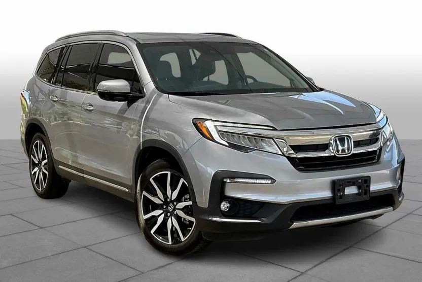 2019 Honda Pilot Touring photo 1