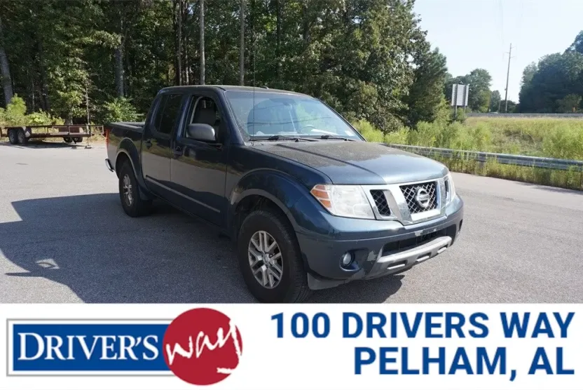 2015 Nissan Frontier SV photo 1