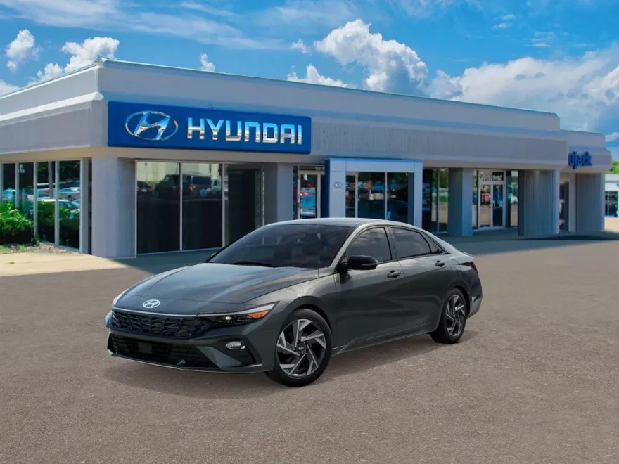 2025 Hyundai Elantra SEL Sport photo 1