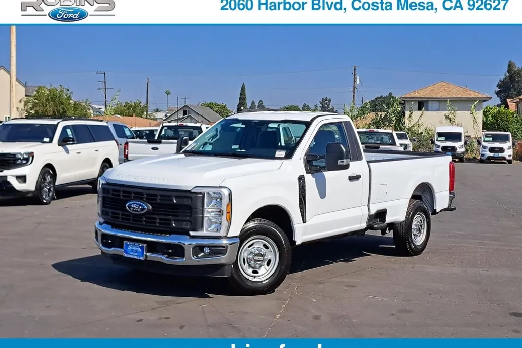 2026 Ford F-250 photo 1