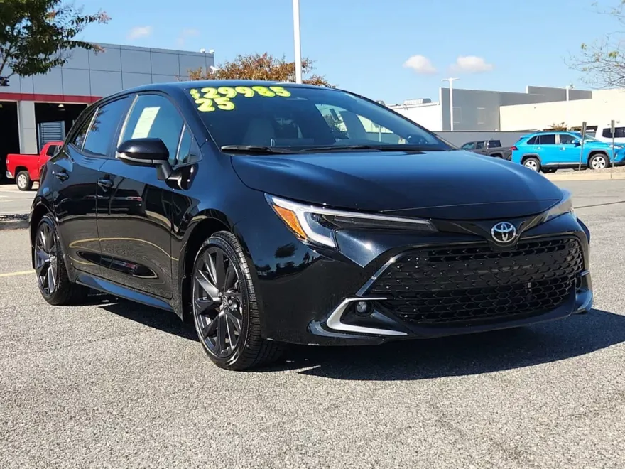 2025 Toyota Corolla XSE photo 1