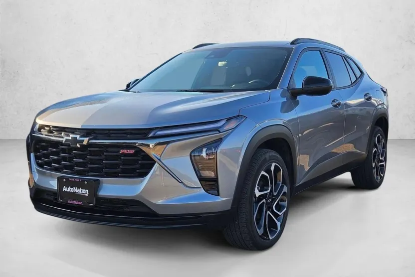2025 Chevrolet Trax photo 1