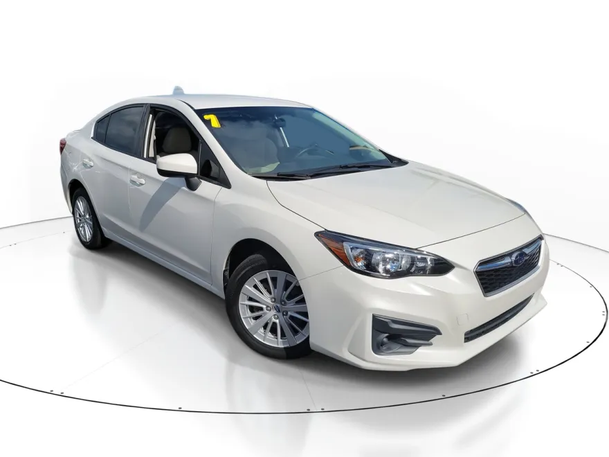 2017 Subaru Impreza 2.0i Premium photo 1
