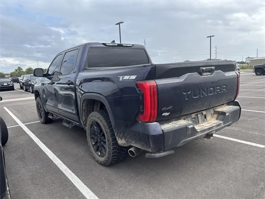 2023 Toyota Tundra SR5 photo 1