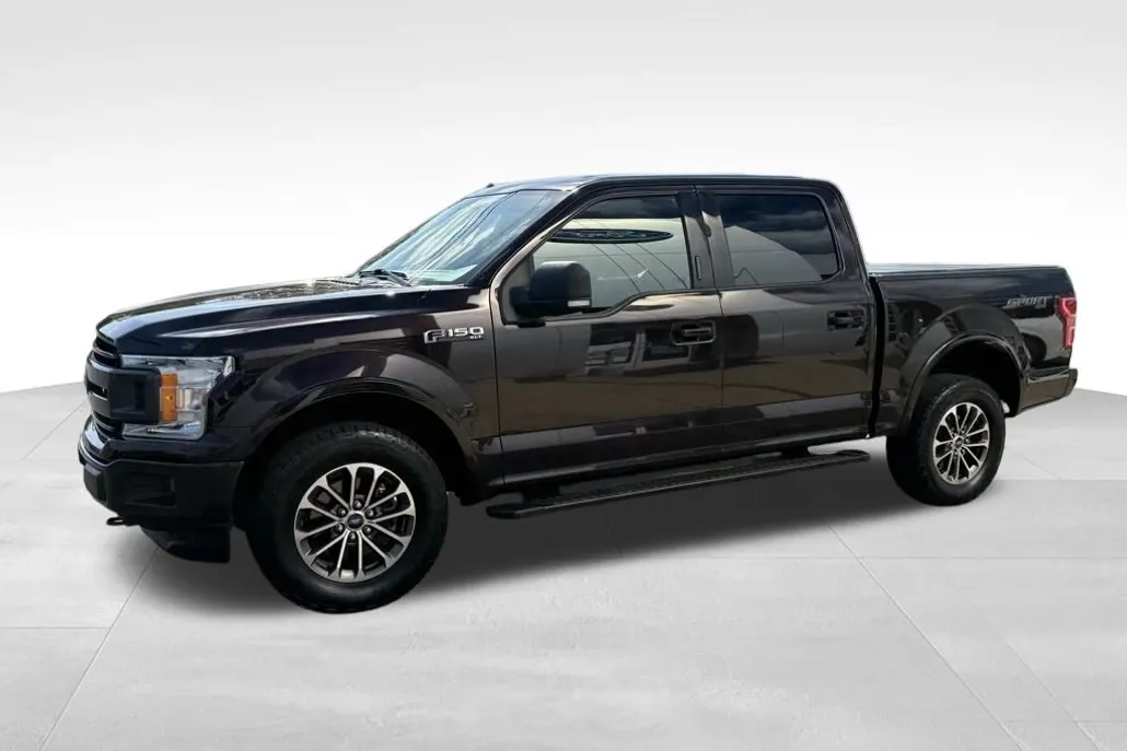 2020 Ford F-150 XLT photo 1