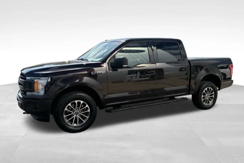 2020 Ford F-150 XLT photo 1