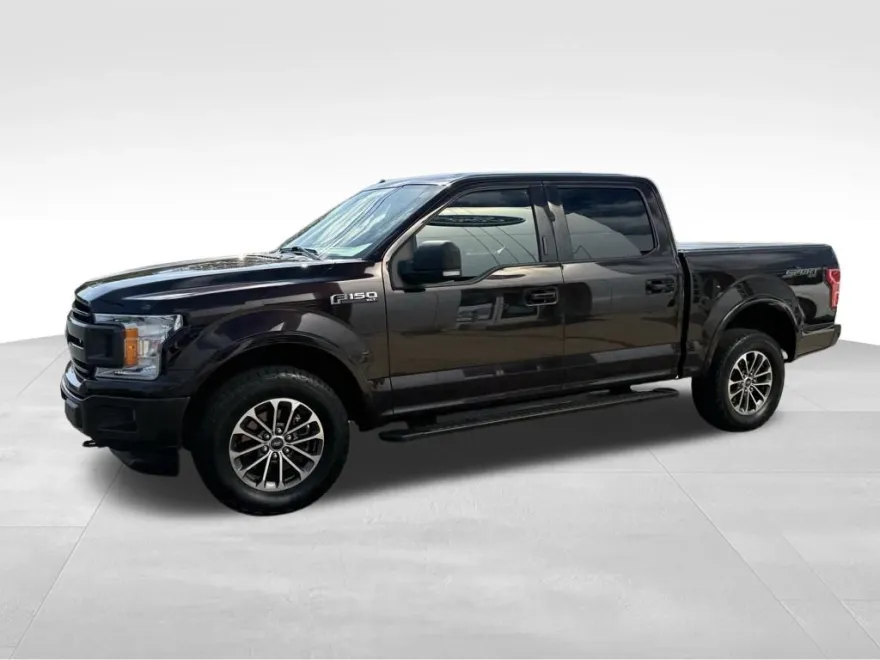 2020 Ford F-150 XLT photo 1