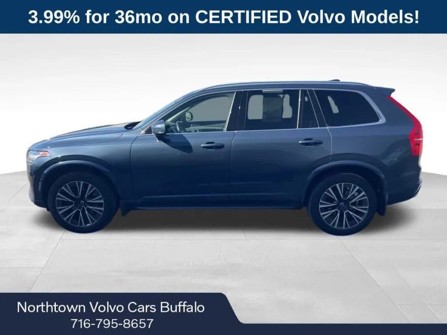 2022 Volvo XC90 T5 Momentum photo 1