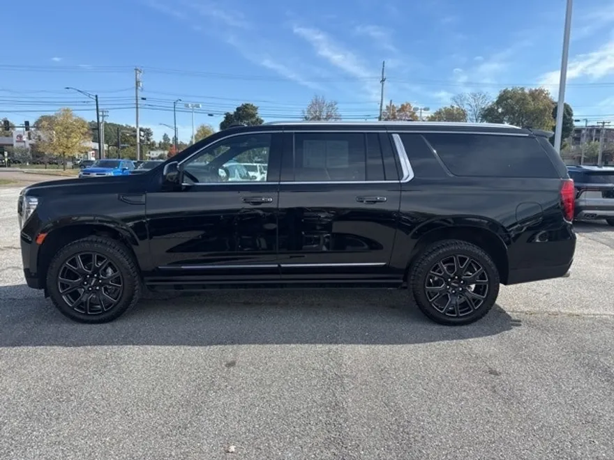 2024 Gmc Yukon XL Denali Ultimate photo 1