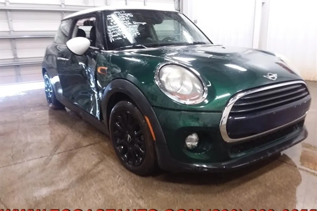 2017 Mini Cooper 2 Door Hardtop photo 1