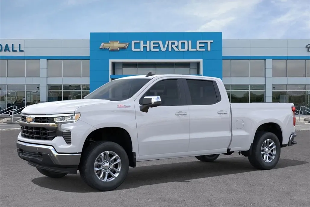 2026 Chevrolet Silverado 1500 LT photo 1