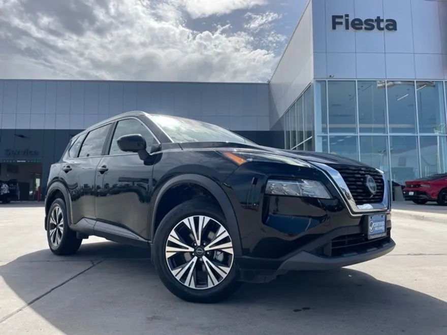 2023 Nissan Rogue SV photo 1
