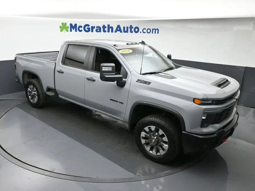 2024 Chevrolet Silverado 2500HD Custom photo 1