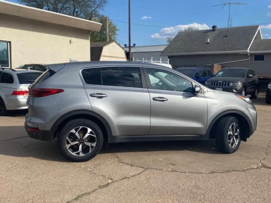 2020 Kia Sportage LX photo 1