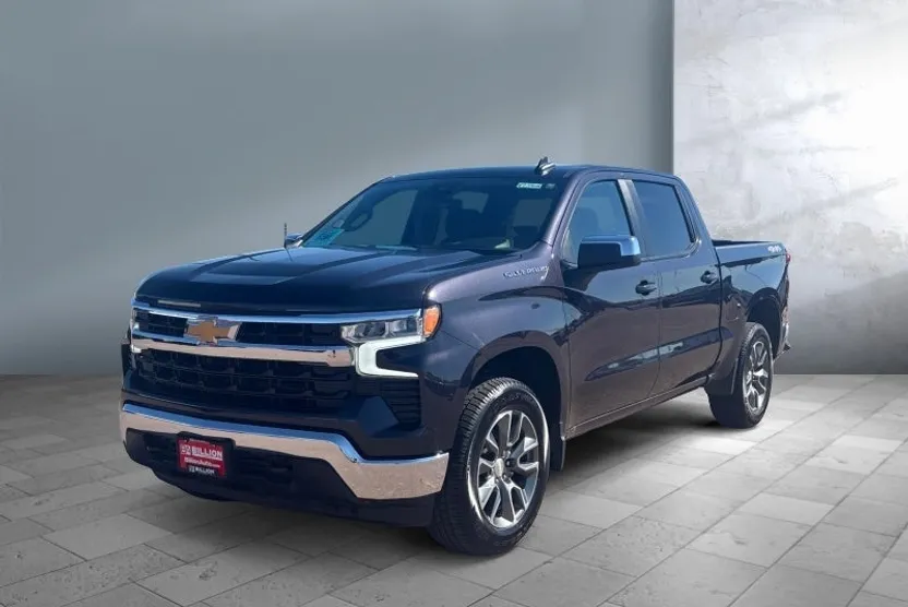 2024 Chevrolet Silverado 1500 LT photo 1
