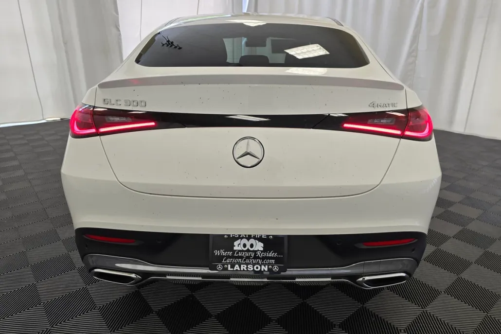 2025 Mercedes Benz GLC 300 Coupe photo 1