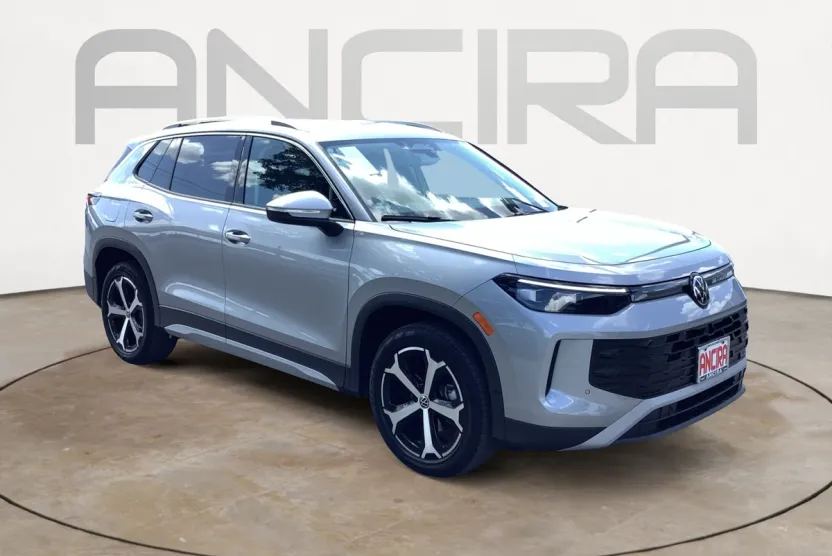 2025 Volkswagen Tiguan SE photo 1