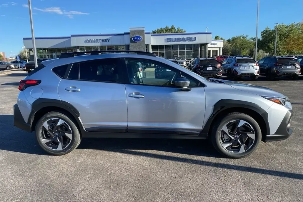 2025 Subaru Crosstrek Limited photo 1