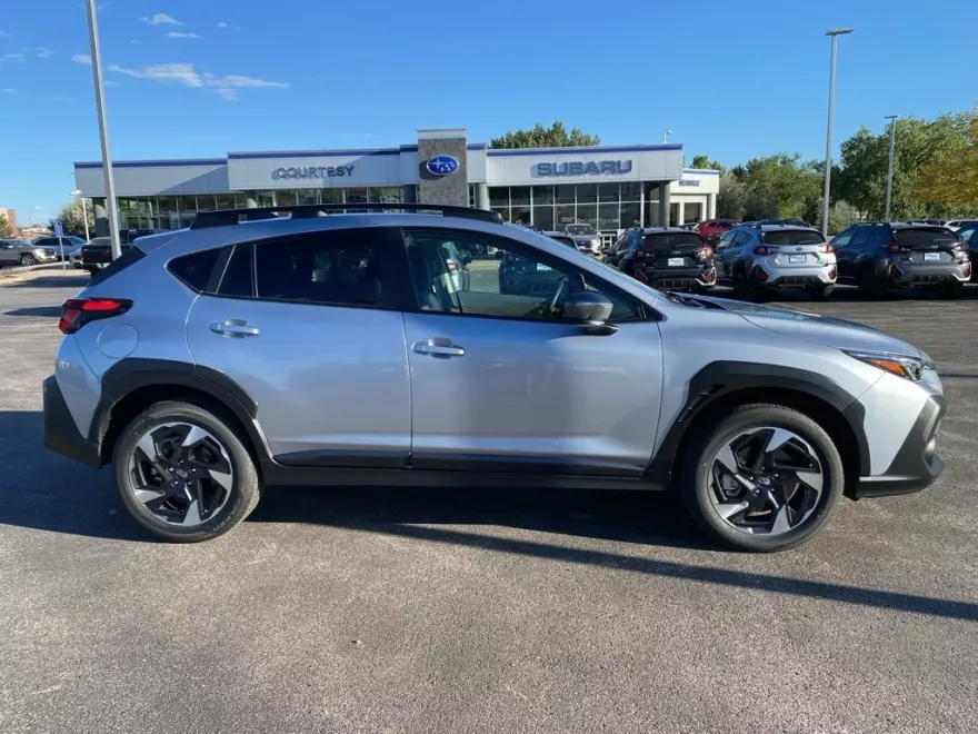 2025 Subaru Crosstrek Limited photo 1