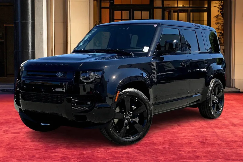 2025 Land Rover Defender 110 X-Dynamic SE photo 1