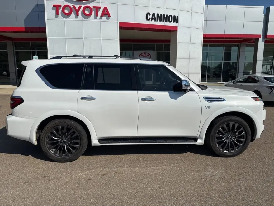 2021 Nissan Armada Platinum photo 1