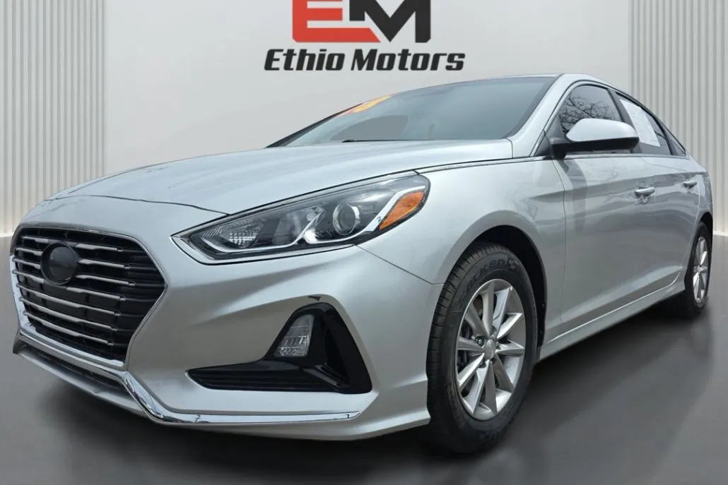 2018 Hyundai Sonata SE photo 1