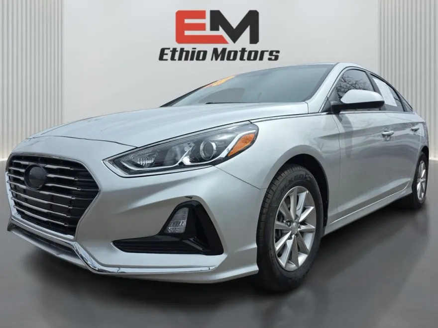 2018 Hyundai Sonata SE photo 1