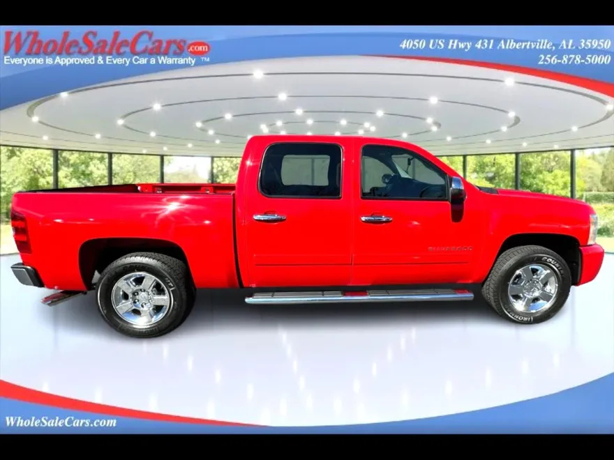 2011 Chevrolet Silverado 1500 LT photo 1