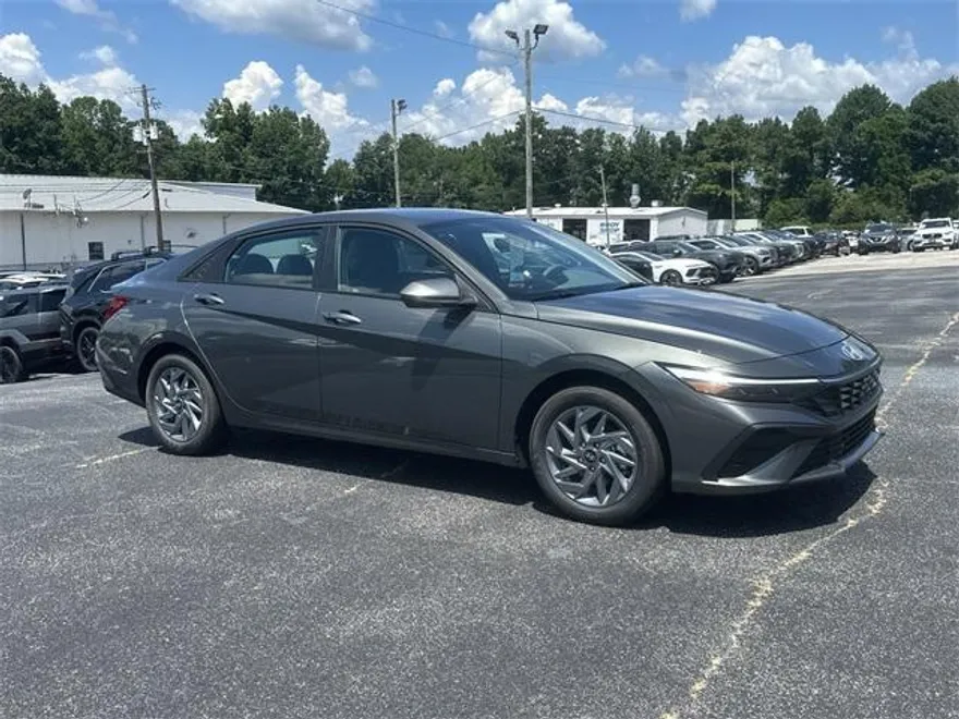 2025 Hyundai Elantra Hybrid Blue photo 1
