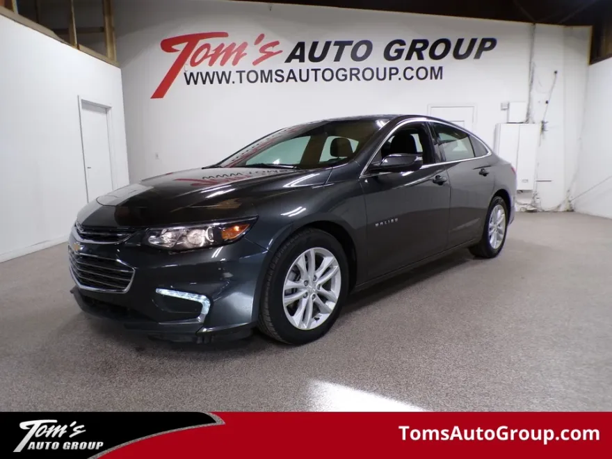 2018 Chevrolet Malibu 1LT photo 1