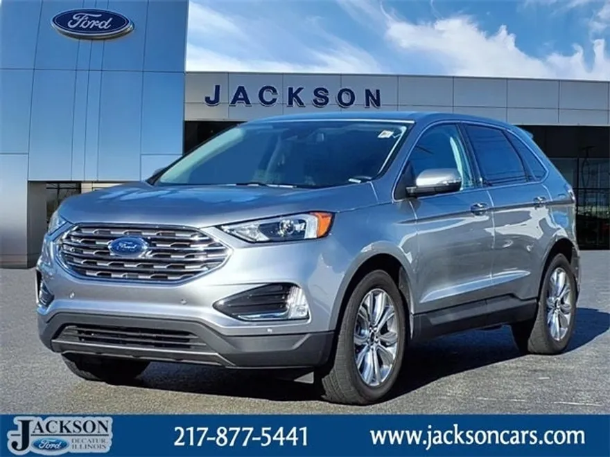 2024 Ford Edge Titanium photo 1