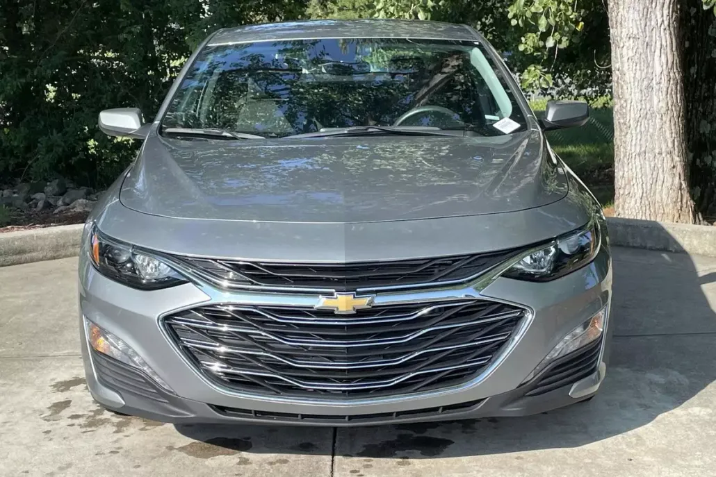 2024 Chevrolet Malibu 1LT photo 1