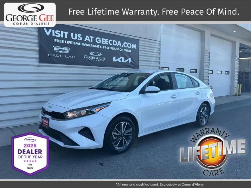 2024 Kia Forte LXS photo 1