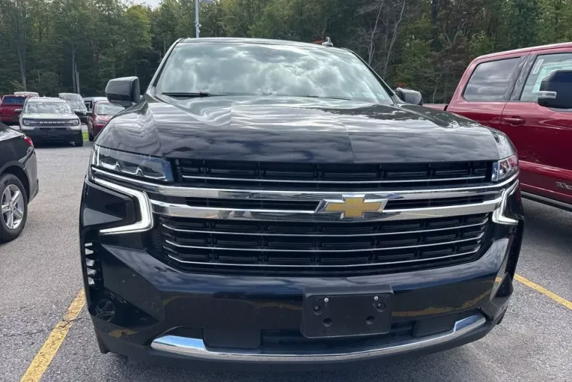 2024 Chevrolet Tahoe LT photo 1