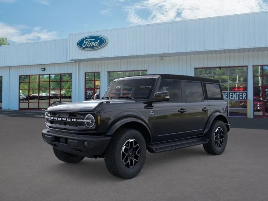 2025 Ford Bronco Outer Banks photo 1