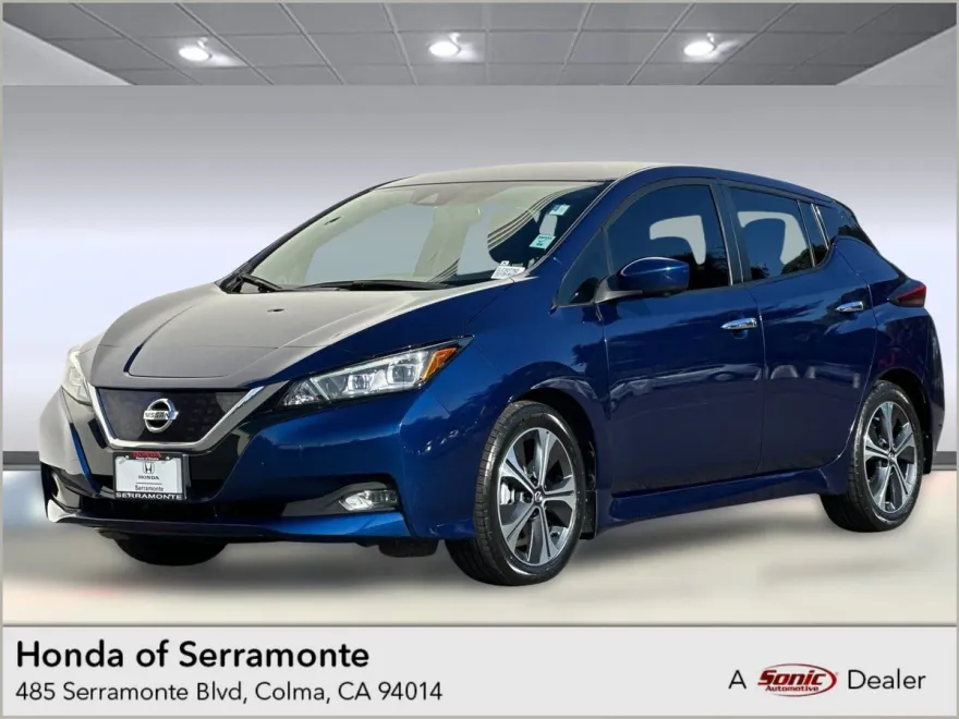 2020 Nissan Leaf SV photo 1