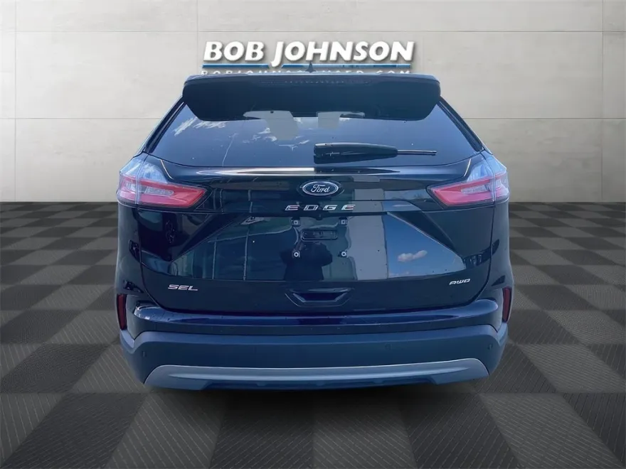 2024 Ford Edge SEL photo 7