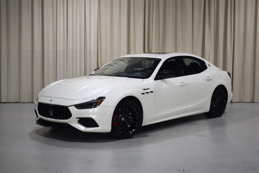 2022 Maserati Ghibli Modena Q4 photo 1
