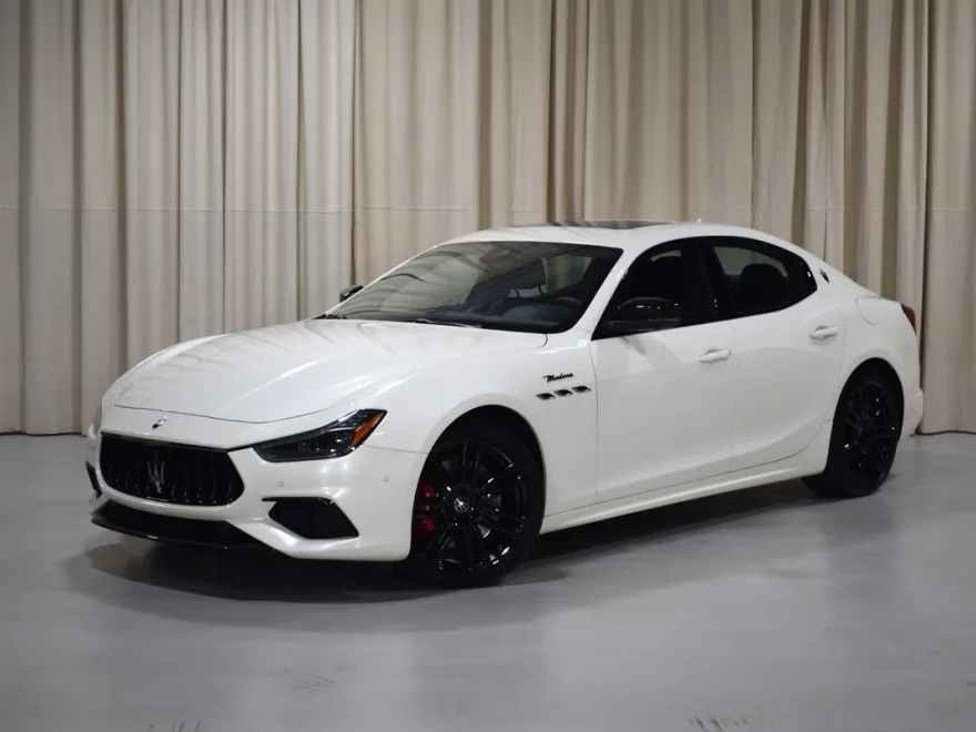 2022 Maserati Ghibli Modena Q4 photo 1