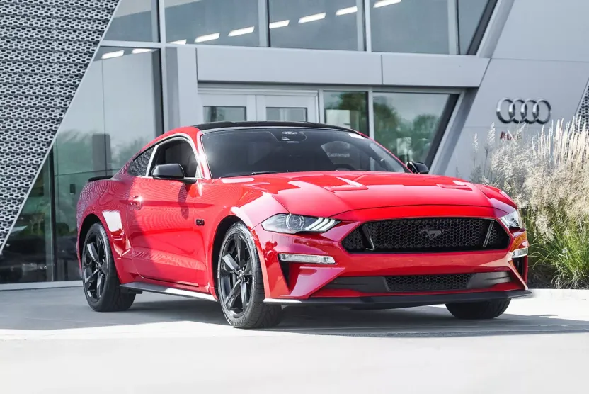 2022 Ford Mustang GT photo 1